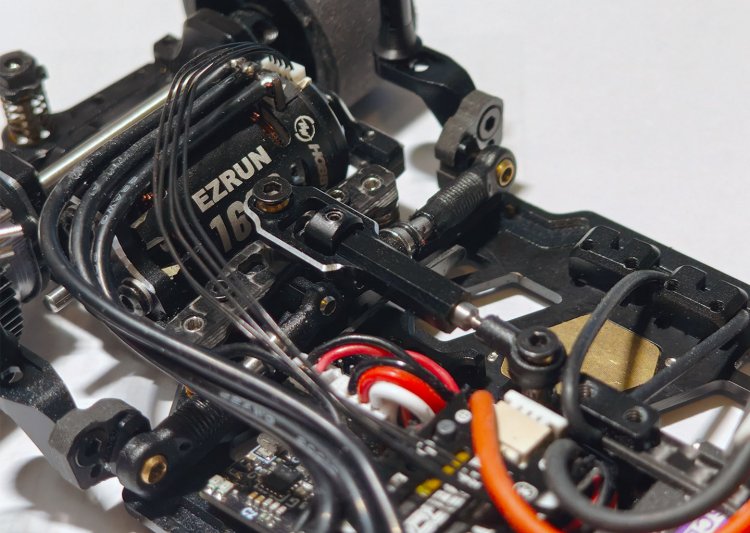 MRX Master Optional Center Damper (Droop Adj.) - Click Image to Close